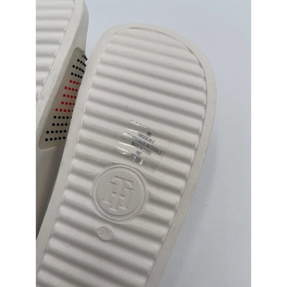 Tommy Hilfiger TWDEBLIN-X Women's Fashion Slides All White Logo US Size 6 M - Picture 9 of 9